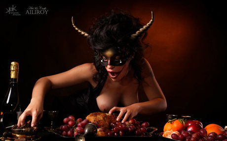 Ailiroy naked actress images