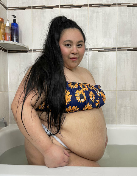 mochiibabii model art archive