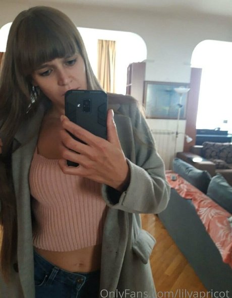 lilyapricot free star pic