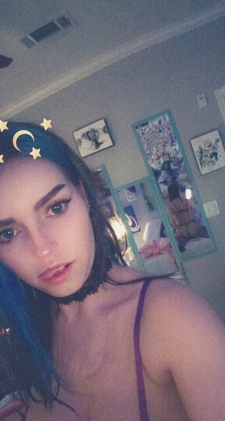 qtlux model free pic