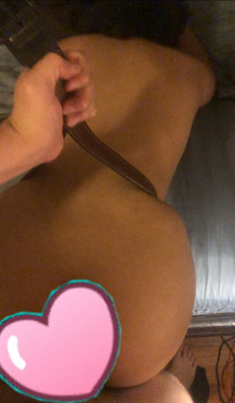 hairy pregnant onlyfans pornographic pic