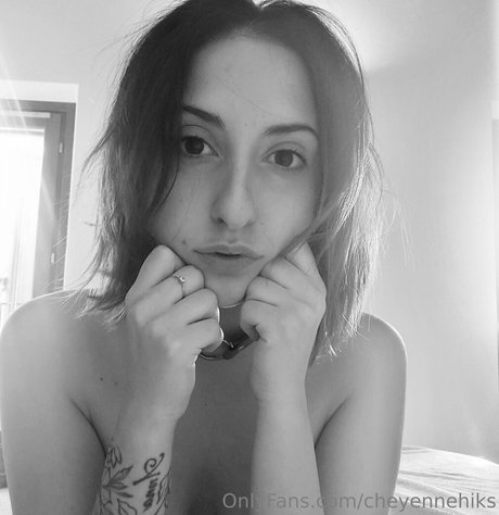 cheyennehiks exclusive star image