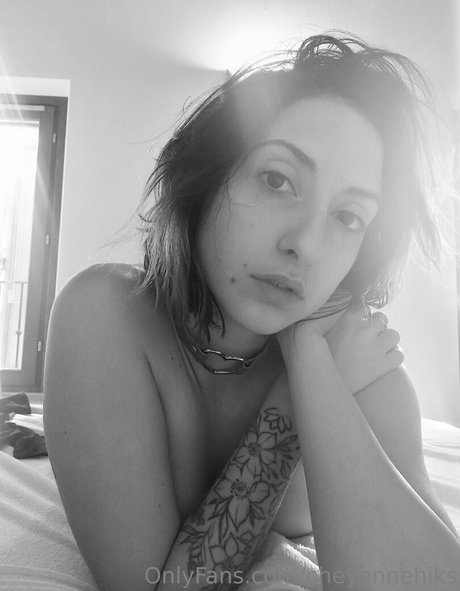 cheyennehiks nice actress img