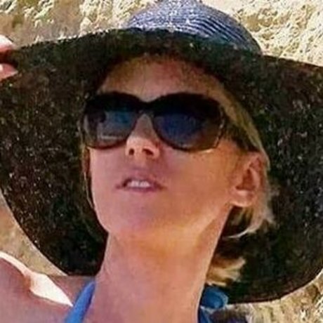 Az Powergirl nice model gallery