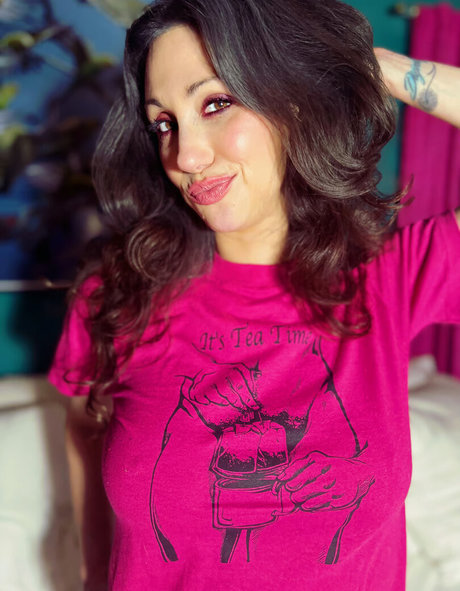 Diane Gaeta star sexy image