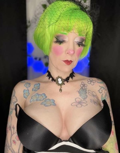 old young lesbian onlyfans sexy naked image