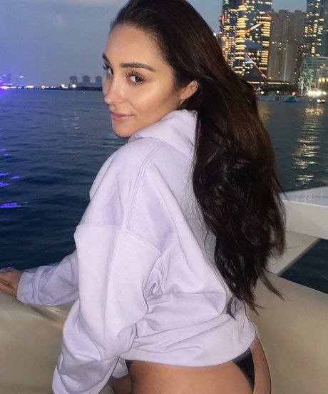 Coco Lodge star xxx img