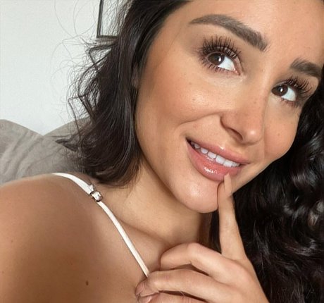 Coco Lodge nice model images