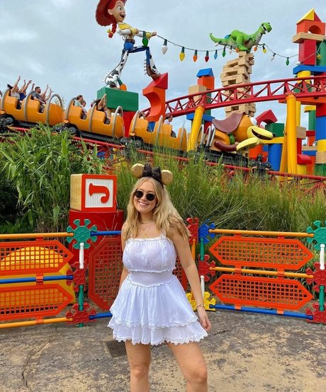 Lotten Sheppard art actress archive