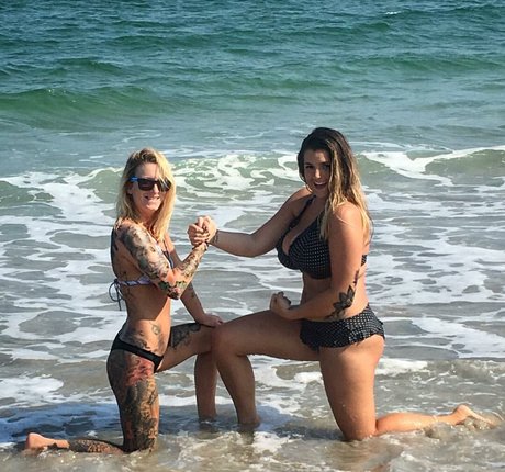 Chelsea Hammill pornstar high quality pictures