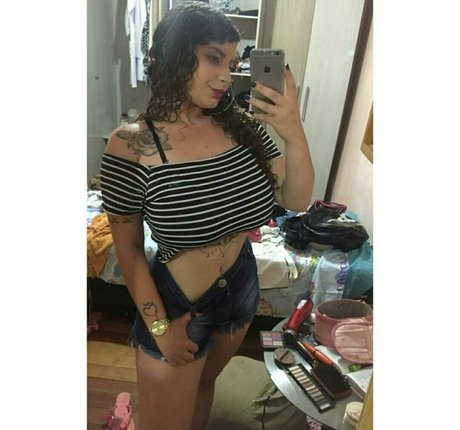 Ashley Alves art star image