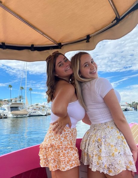 Emma R B model hd pics