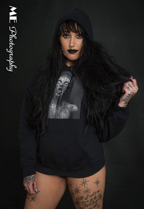 angelvicious art actress photos