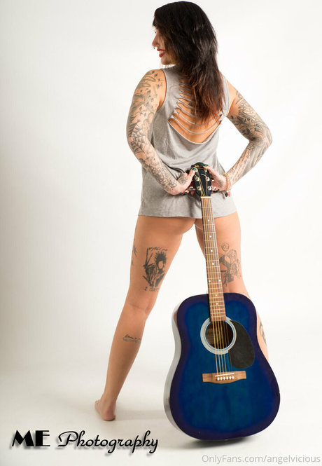 angelvicious pornstar nude images