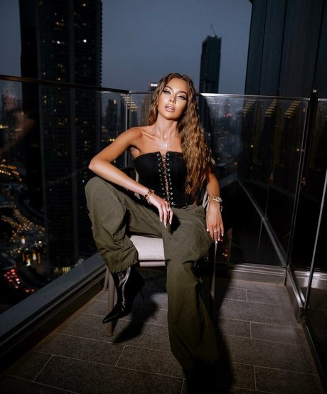 Nazarova Arina pornstar free pictures