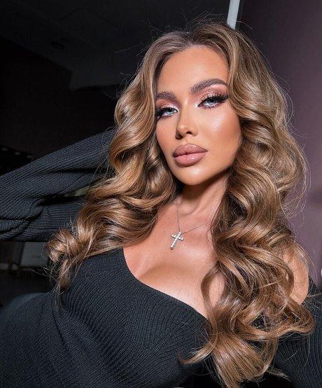 old young lesbian onlyfans porn pic