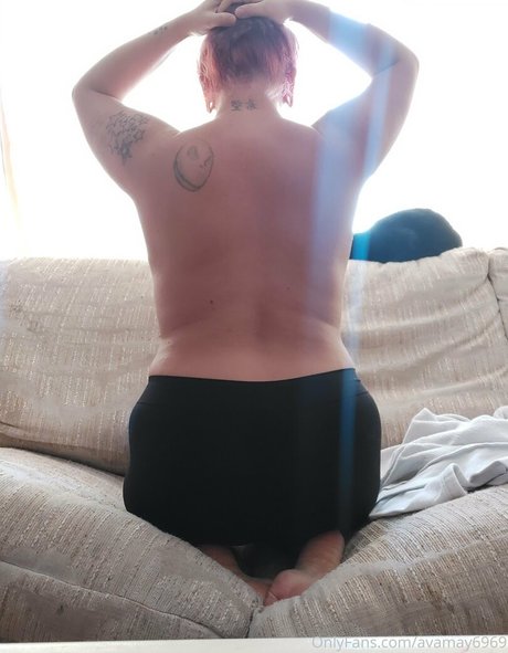 avamay6969 nice actress pics