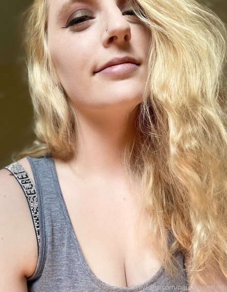 naughtyvettech pretty star images