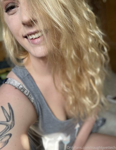 naughtyvettech top star pics