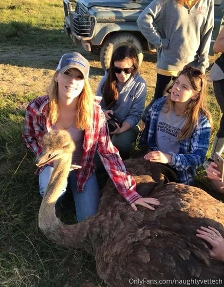 naughtyvettech perfect model images