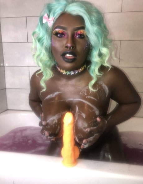 sungypsy model top image