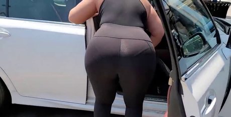 All Things Ely model top pictures