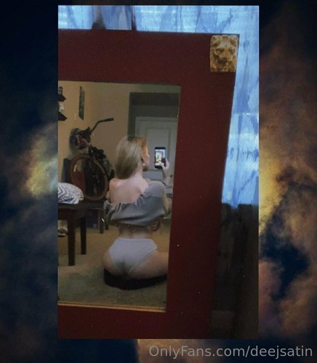 deejsatin model free picture