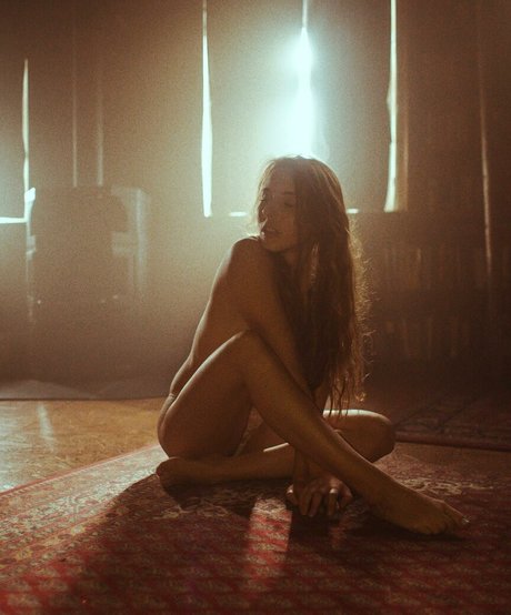 dania kr perfect actress pics