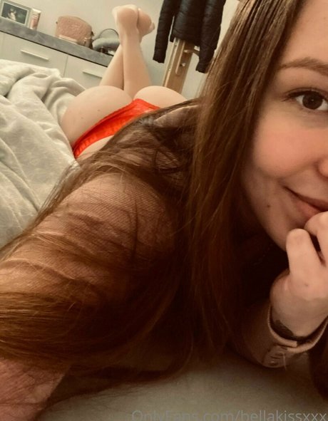 asian cheerleader onlyfans nudes image