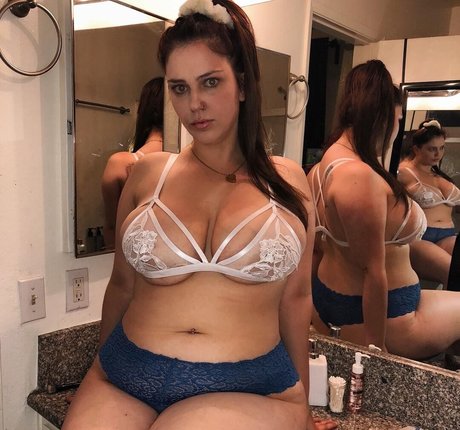 bikini blowjob onlyfans beautiful xxx archive