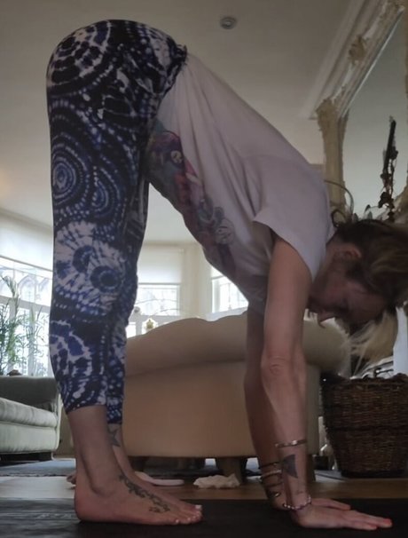 thick trans onlyfans xxx pictures