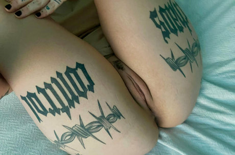 kayekenzy hot model gallery