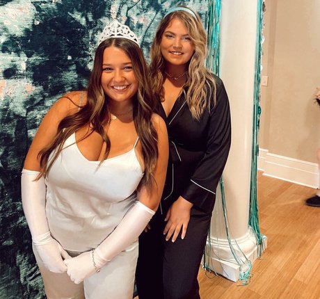 Grace H sexy star pics