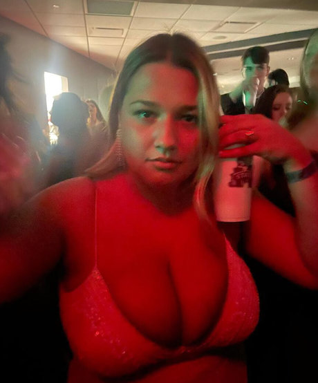 hottest teacher onlyfans art naked pic