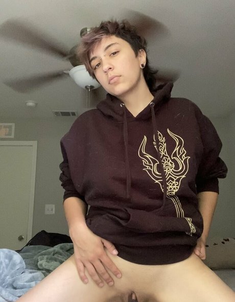 lakeregail420 sexy actress image