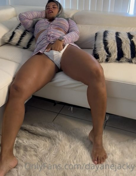 one onlyfans pretty image