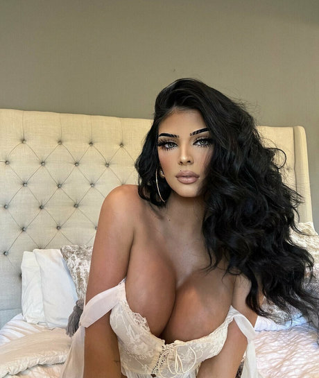 Taylor Nicole Chambers best model pic