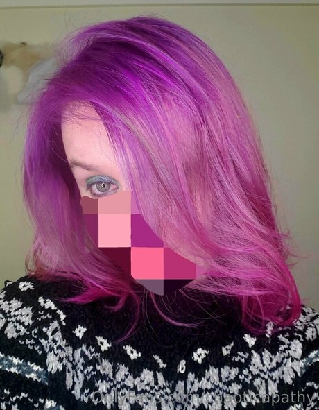 chaoticapathy model sexy img