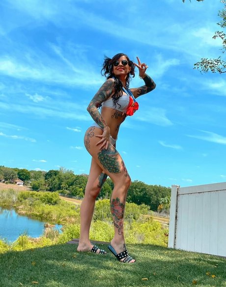 wonderwanny star nudes pics