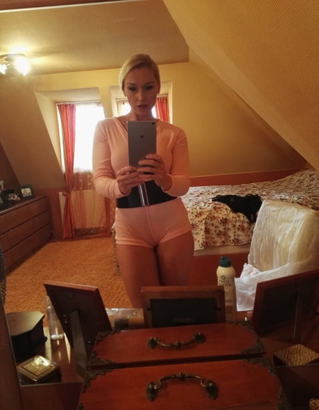 female masturbation onlyfans sexy naked photos