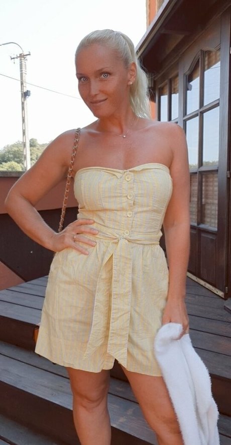 foot fetish onlyfans beautiful images