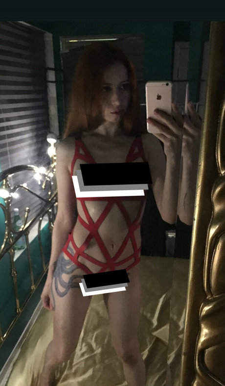 nudymagazineday Photo Gallery