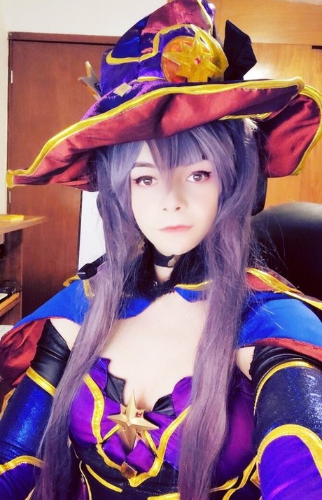 Magoraion model hot pictures