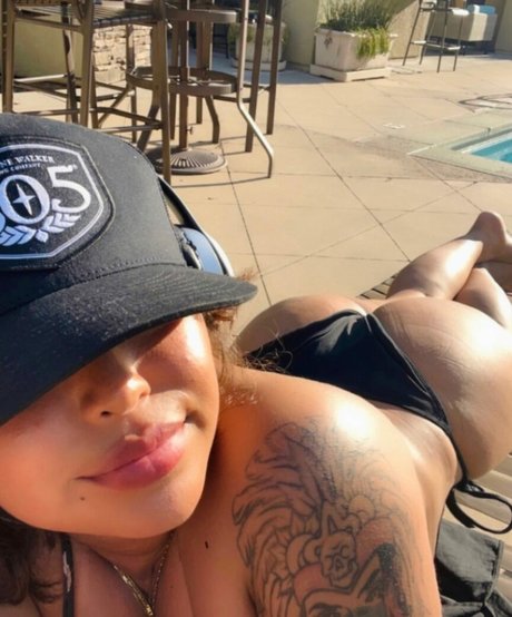 asshole onlyfans exclusive images