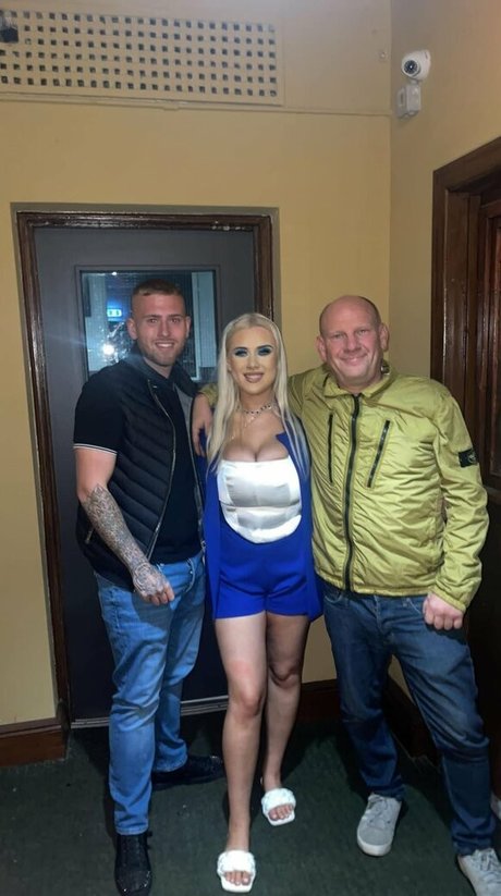 blonde babe onlyfans free xxx pic