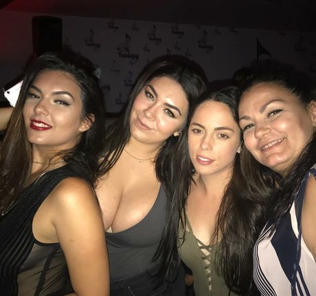 Nicky Nicole sex star pic