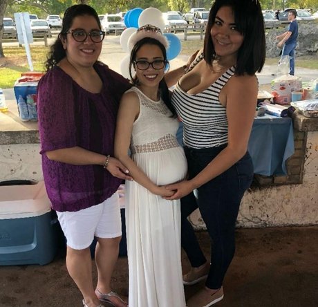 Nicky Nicole perfect pornstar pics