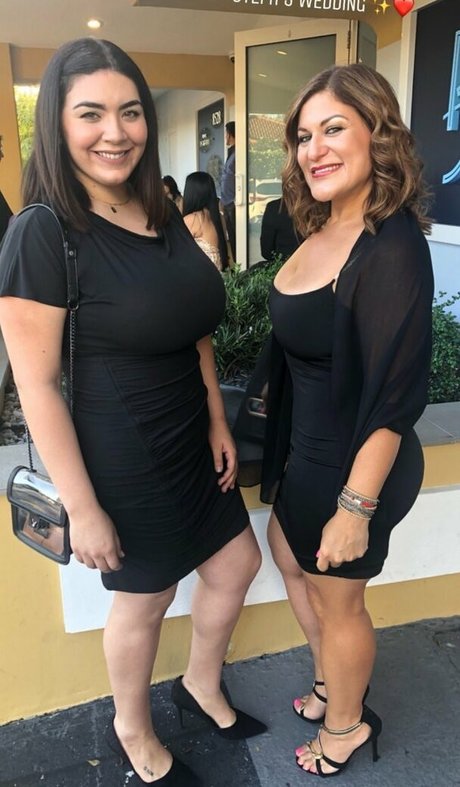 Nicky Nicole high quality model gallery