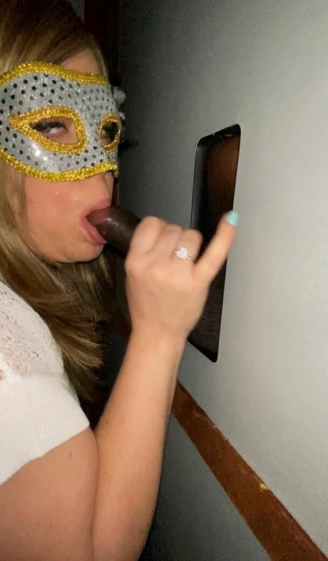 Gloryholehotwife best star pic