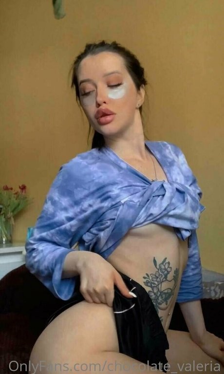 chocolate valeria nudes star img